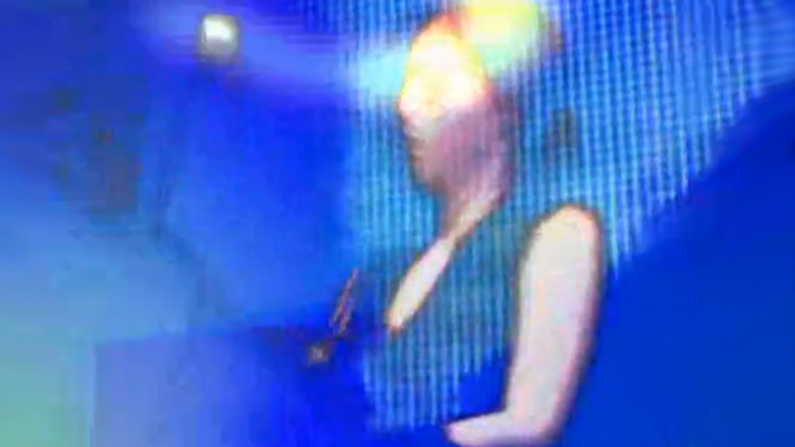 Metrópolis - Chicas electrónicas - Metrópolis | Ver