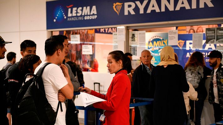 Informativo 24h - Hasta 600 euros de indemnización para los afectados por la huelga de Ryanair