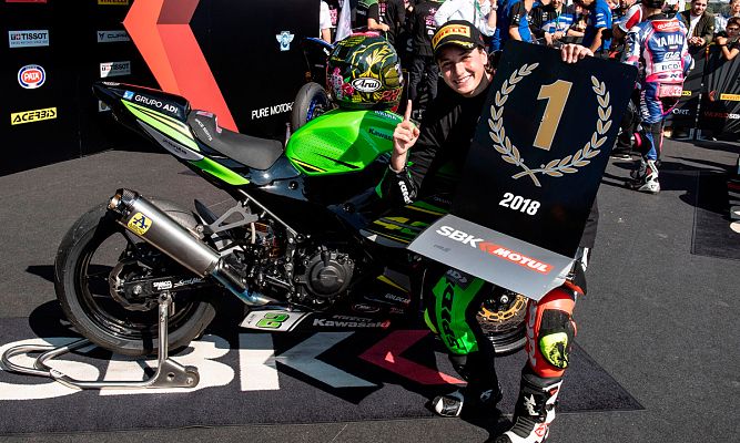  - Ana Carrasco: "Espero que esta victoria ayude a que se vea más normal a una chica corriendo un mundial"