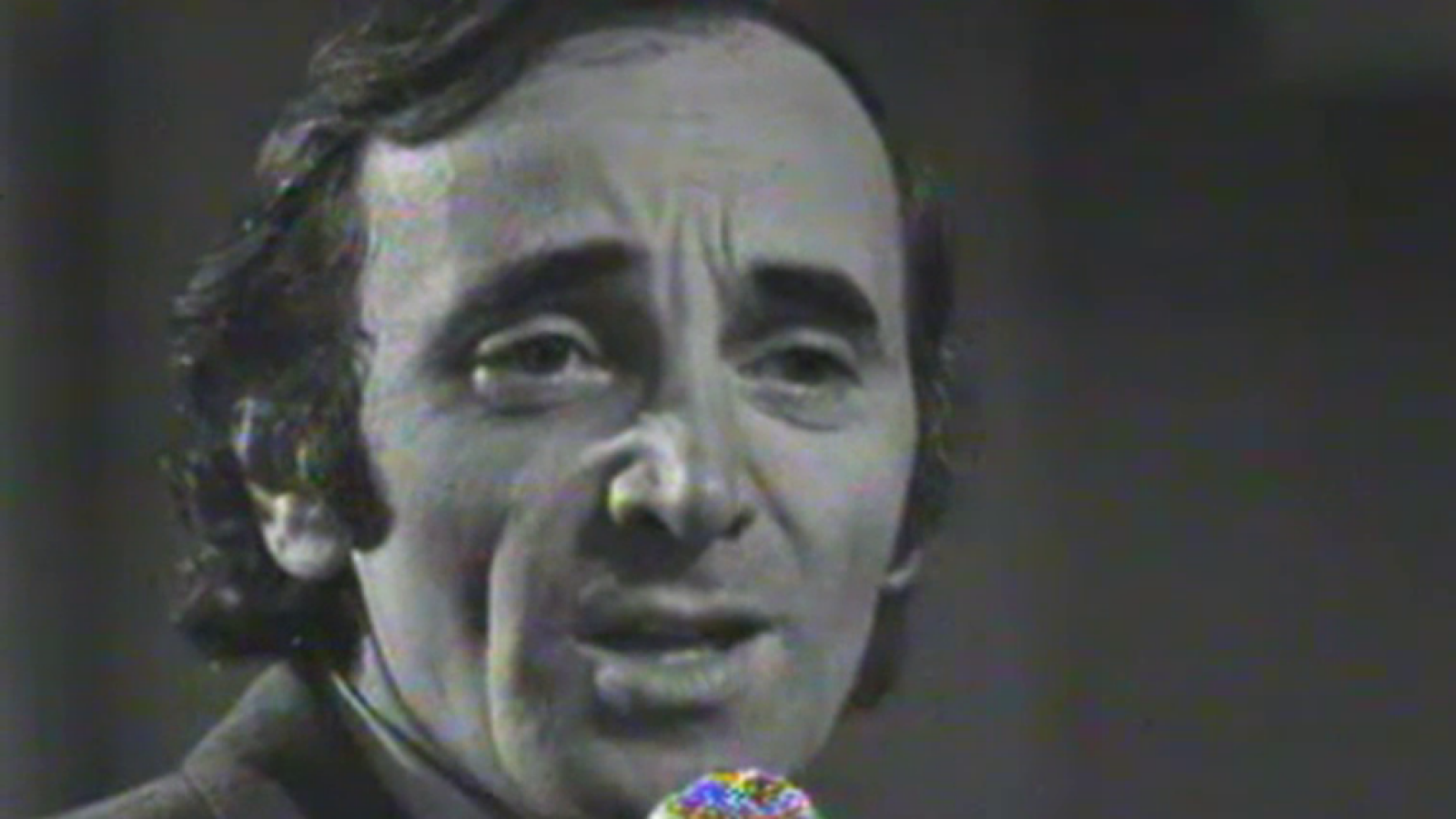 Esta noche con - Charles Aznavour