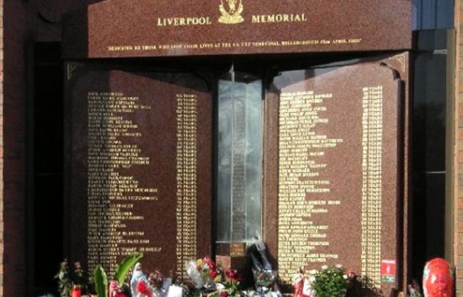 Remontada dedicada a los caídos en Hillsborough | Ver