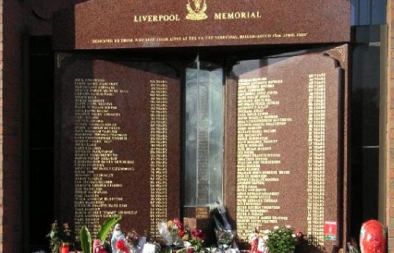 Remontada dedicada a los caídos en Hillsborough | Ver