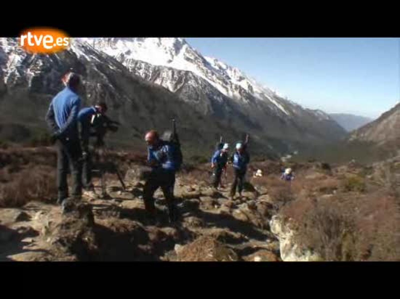 Al filo - Rumbo al 'Kangchen', empezamos a notar los efectos de la altura - Al filo de lo imposible | Ver