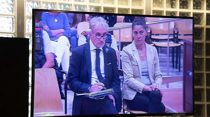 Telediario 1 - El fiscal pide 6 años de cárcel para los padres