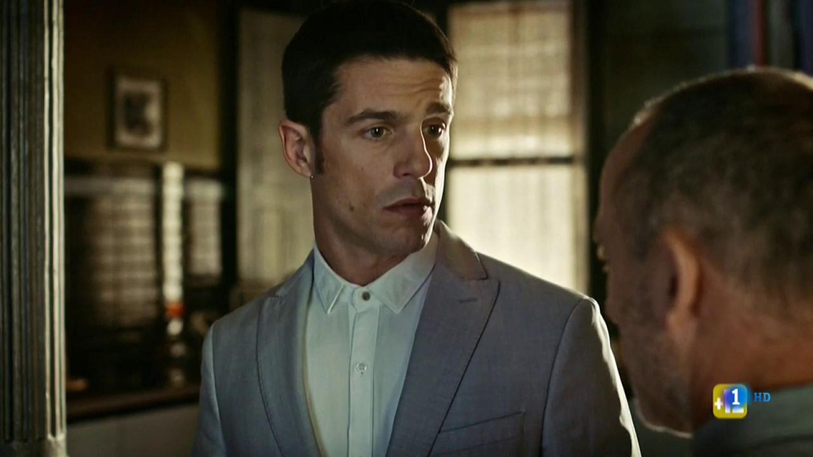 Estoy vivo - Iago descubre el pasado de Ángela