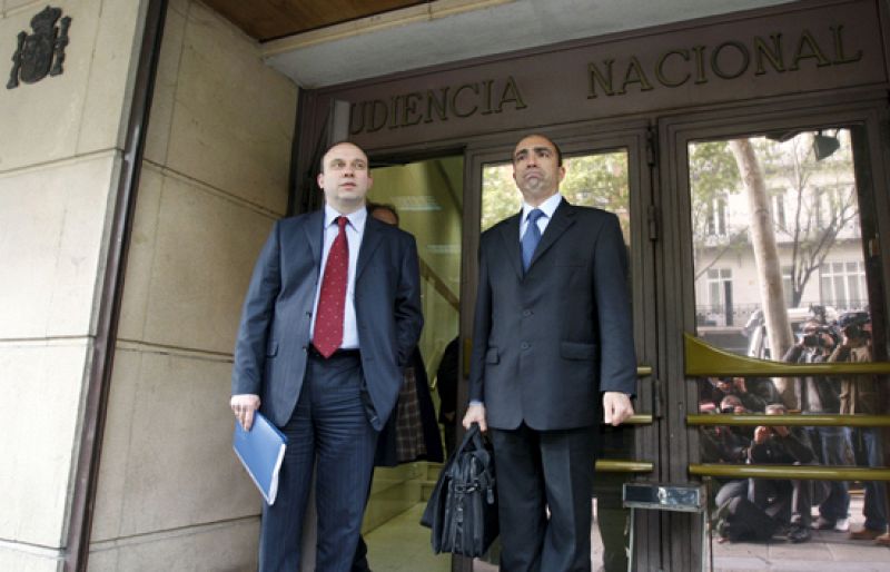 Telediario 1 en cuatro minutos - 15/04/09 | Ver