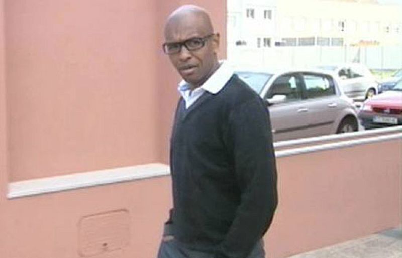 Senna, tres semanas de baja