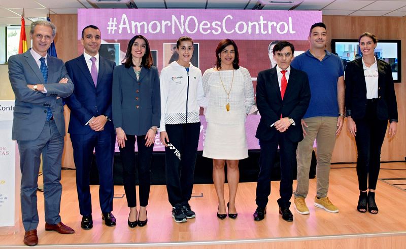 Carolina Marín conciencia a los jóvenes sobre el acoso en las redes sociales | Ver