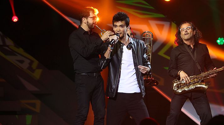 OT 2018 - Dave canta "Rocanrol bumerang"