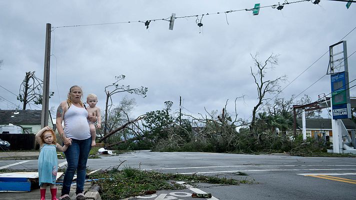 Informativo 24h - Primera víctima mortal por el huracán Michael en Florida