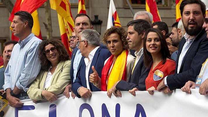 Telediario 1 - PP, Ciudadanos y Vox encabezan una manifestación en Barcelona por la unidad de España