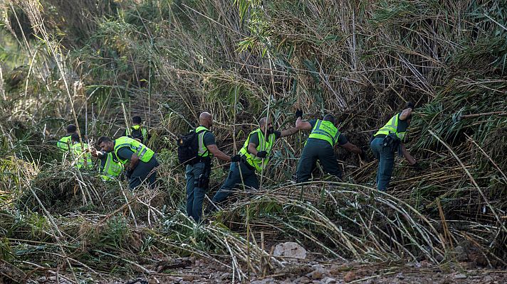 Telediario 1 - Inundaciones en Mallorca - Los equipos de rescate intensifican la búsqueda del niño desaparecido por la riada