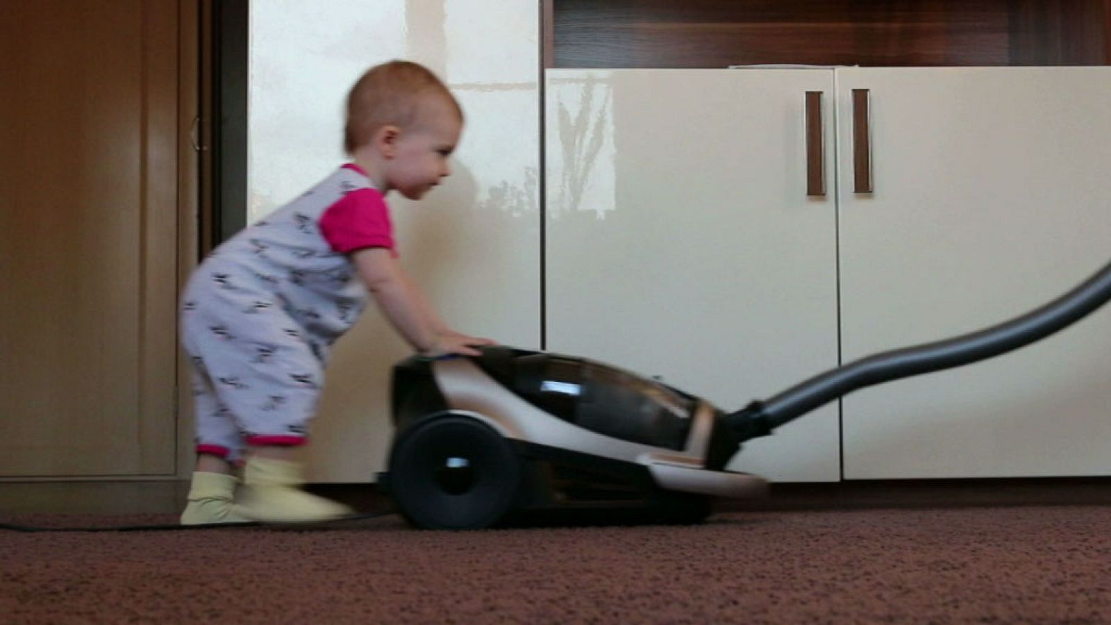 Las tareas de casa...¡son cosa de todos! - El mes de... | Ver