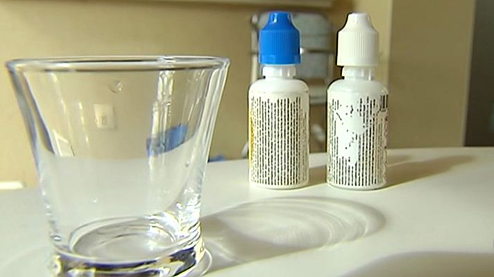 Telediario 1 - La Generalitat abre un expediente por la charla de un curandero que asegura curar el autismo con una sustancia ilegal