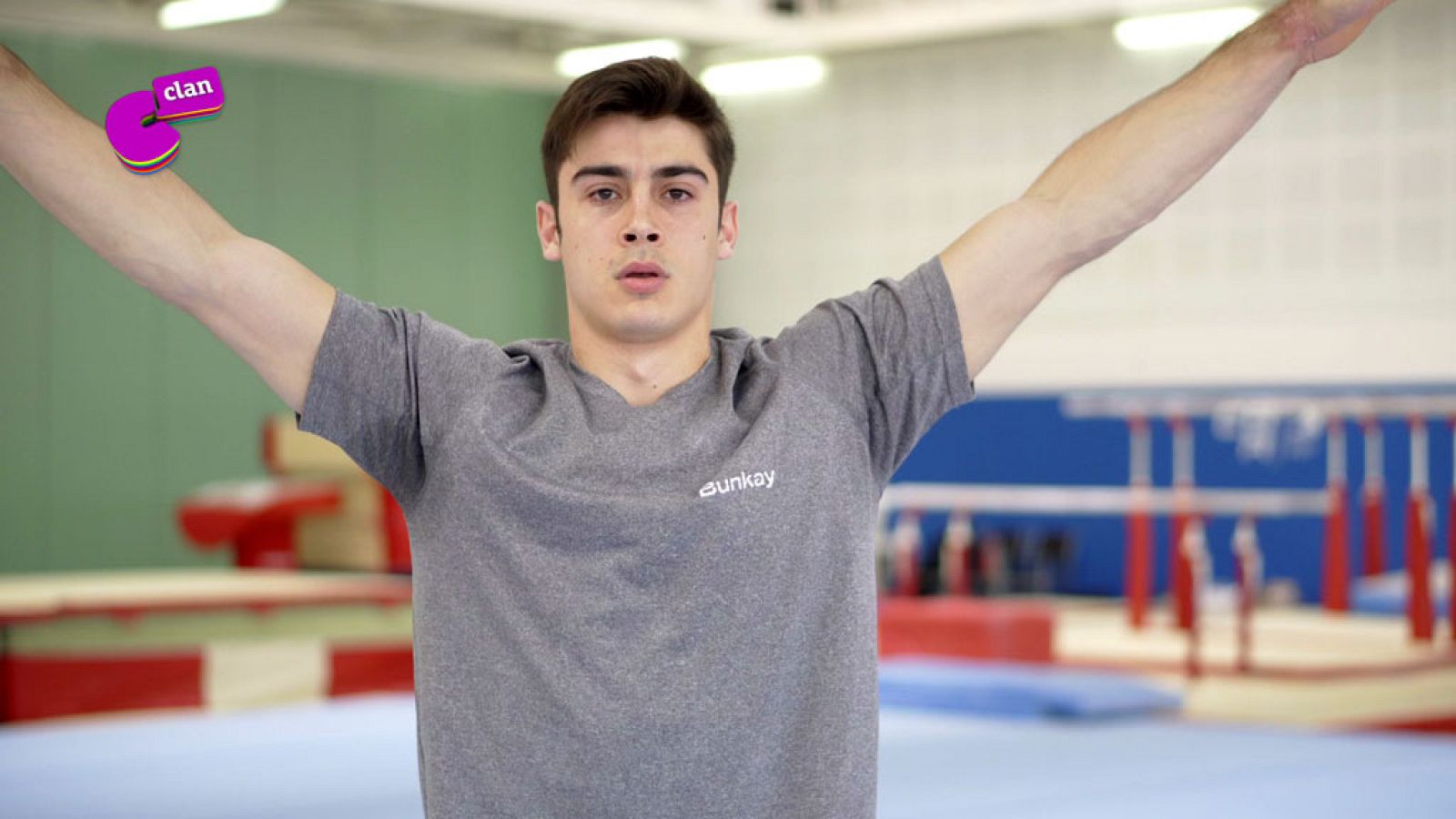 Javier Hinojas, gimnasta - Club Clan | Ver