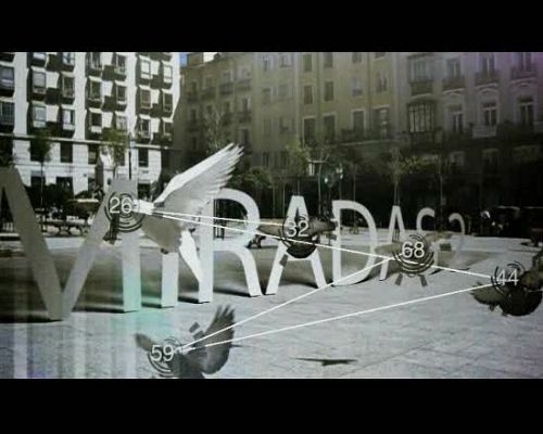 Miradas 2 - Ráfaga 210 - Plaza