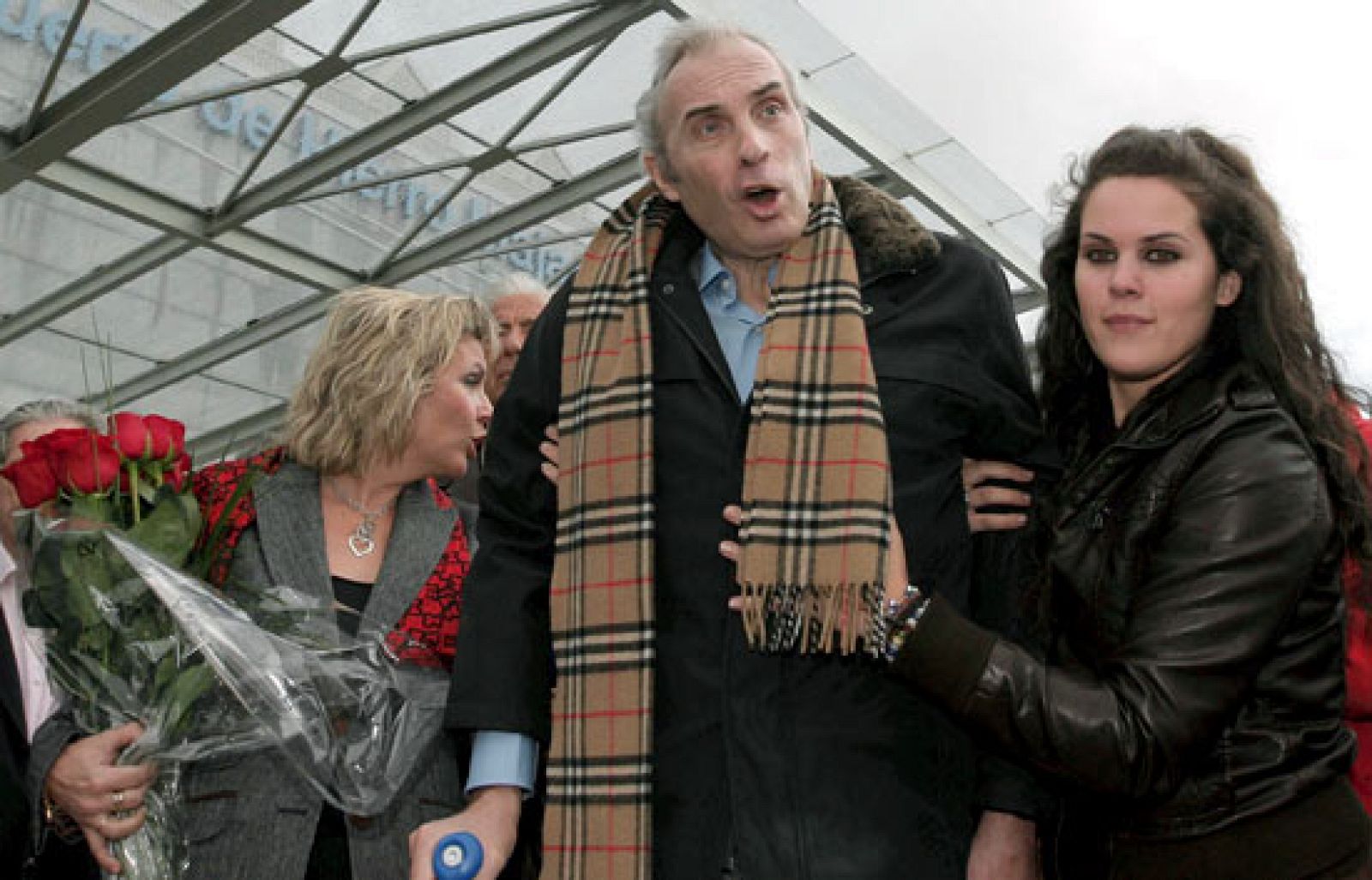 Telediario 2 en cuatro minutos - 16/04/09 | Ver