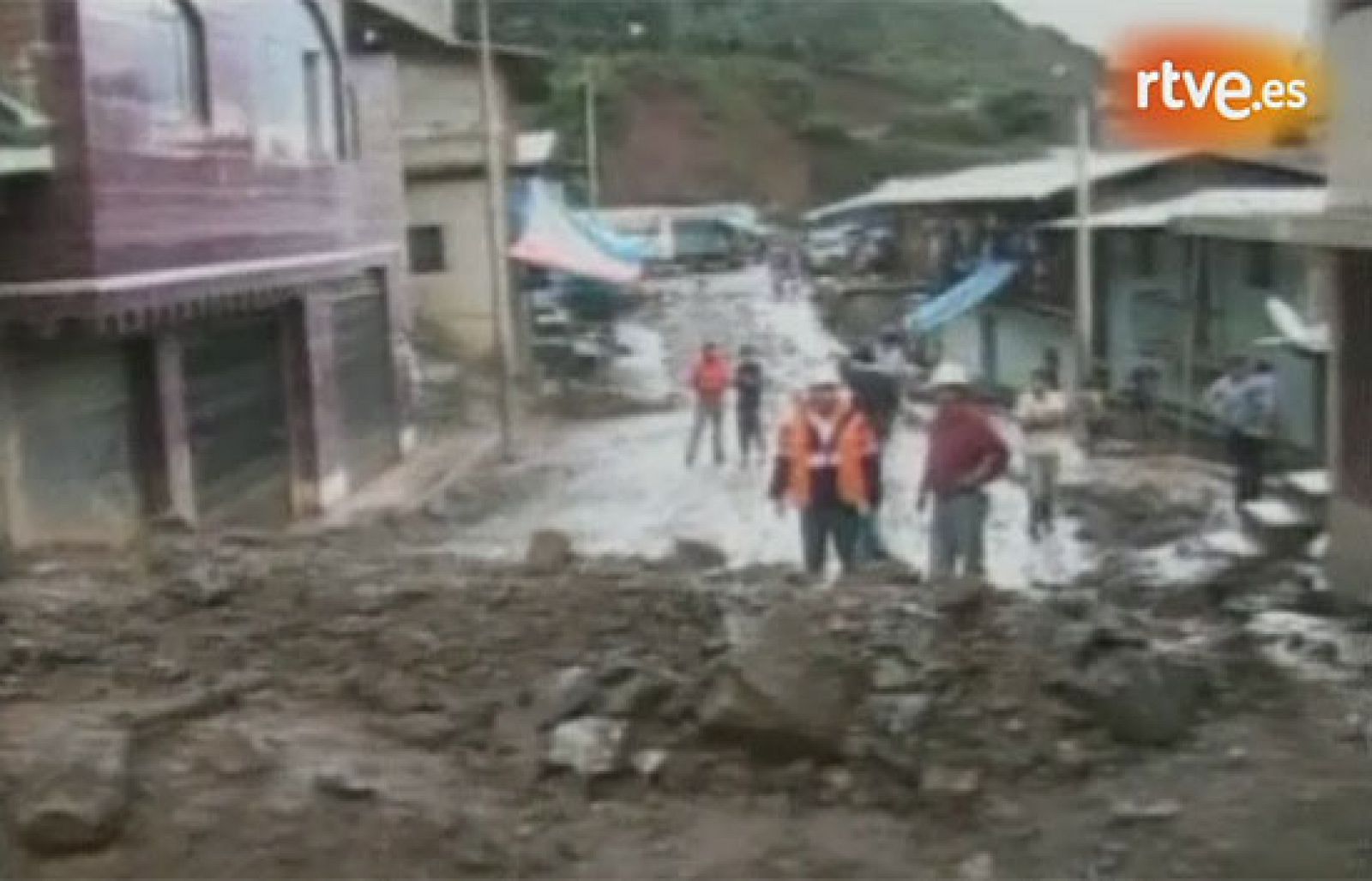 Un alud deja tres campesinos muertos y sesenta desaparecidos en la región peruana de La Libertad | Ver