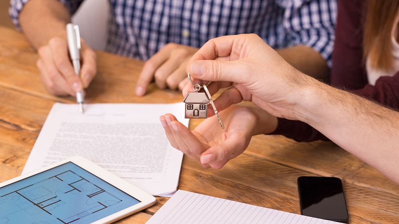 La Asociación de Usuarios Financieros asegura que quien tenga que firmar "ahora mismo" una hipoteca "va a tener que pagar el impuesto"