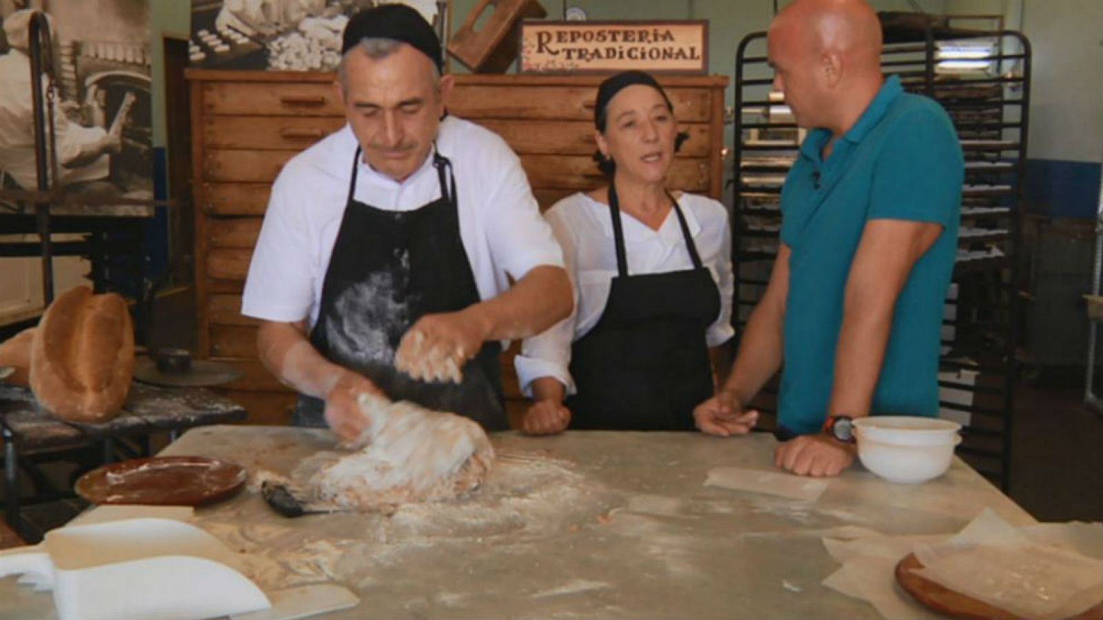 Pan y buenas costumbres