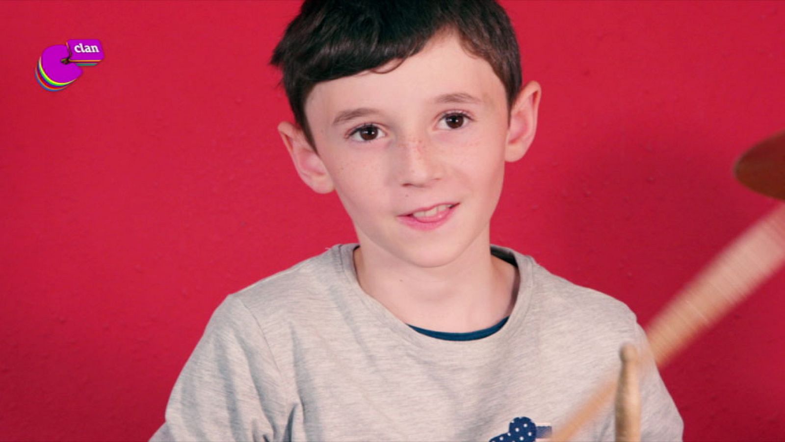 Jan y su batería - Club Clan | Ver