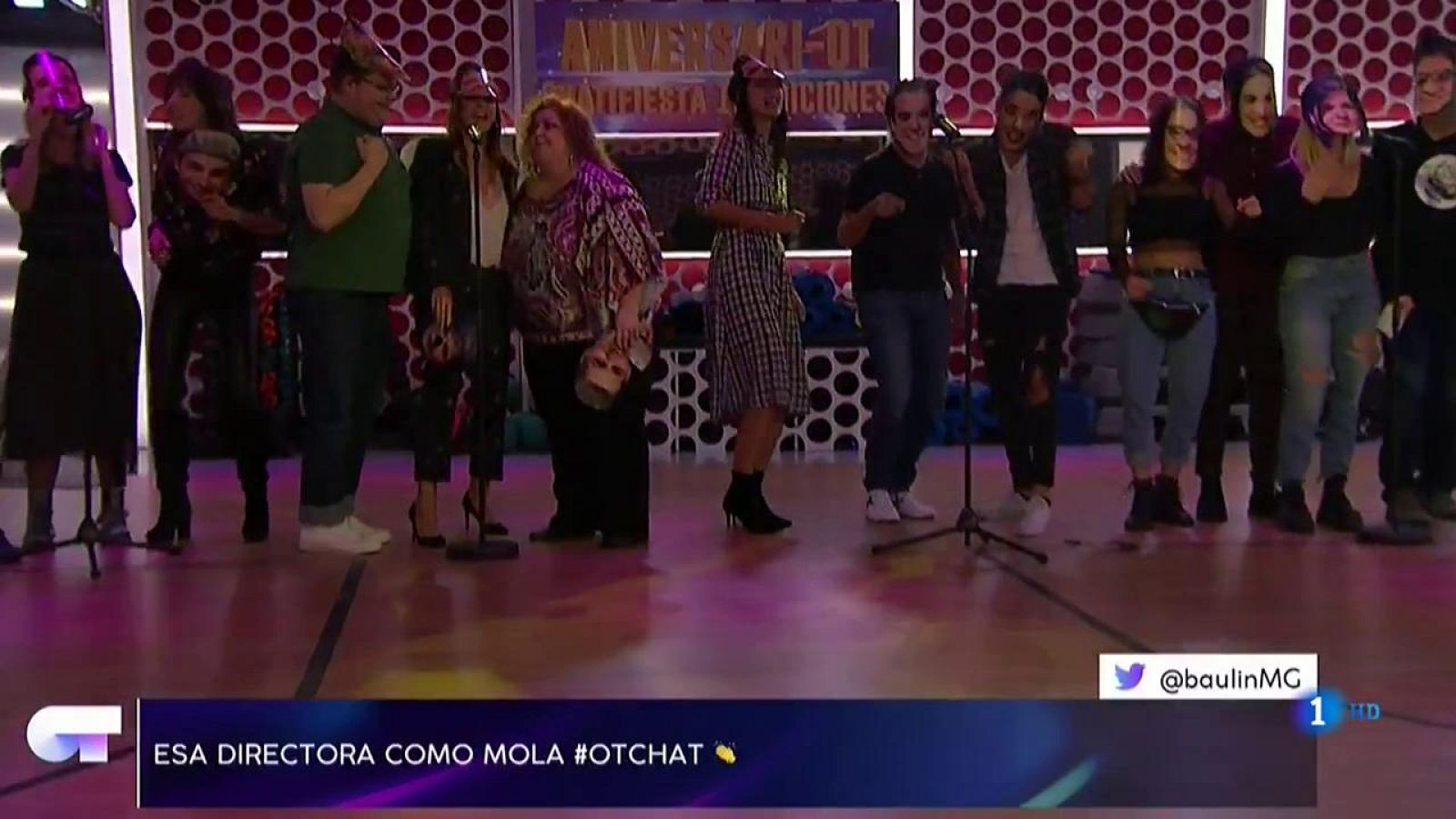 Chat OT 2018 - Los profesores interpretan "A tu lado", primer himno de OT