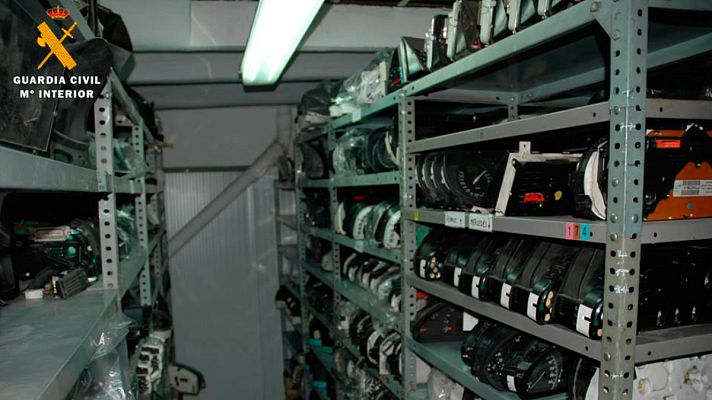 Telediario 1 - Más de 100 detenidos en una operación contra el fraude en la manipulación de kilometraje de vehículos de segunda mano