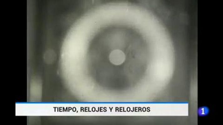 Telediario 1 - Cómo aprendíamos el funcionamiento de los antiguos relojes