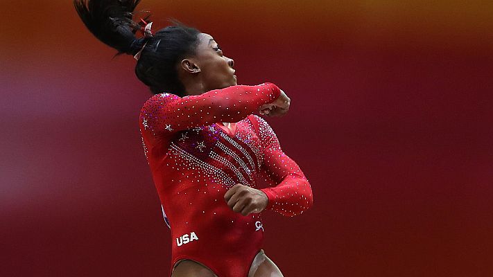 Gimnasia artística - Simone Biles, ejercicio completo de salto