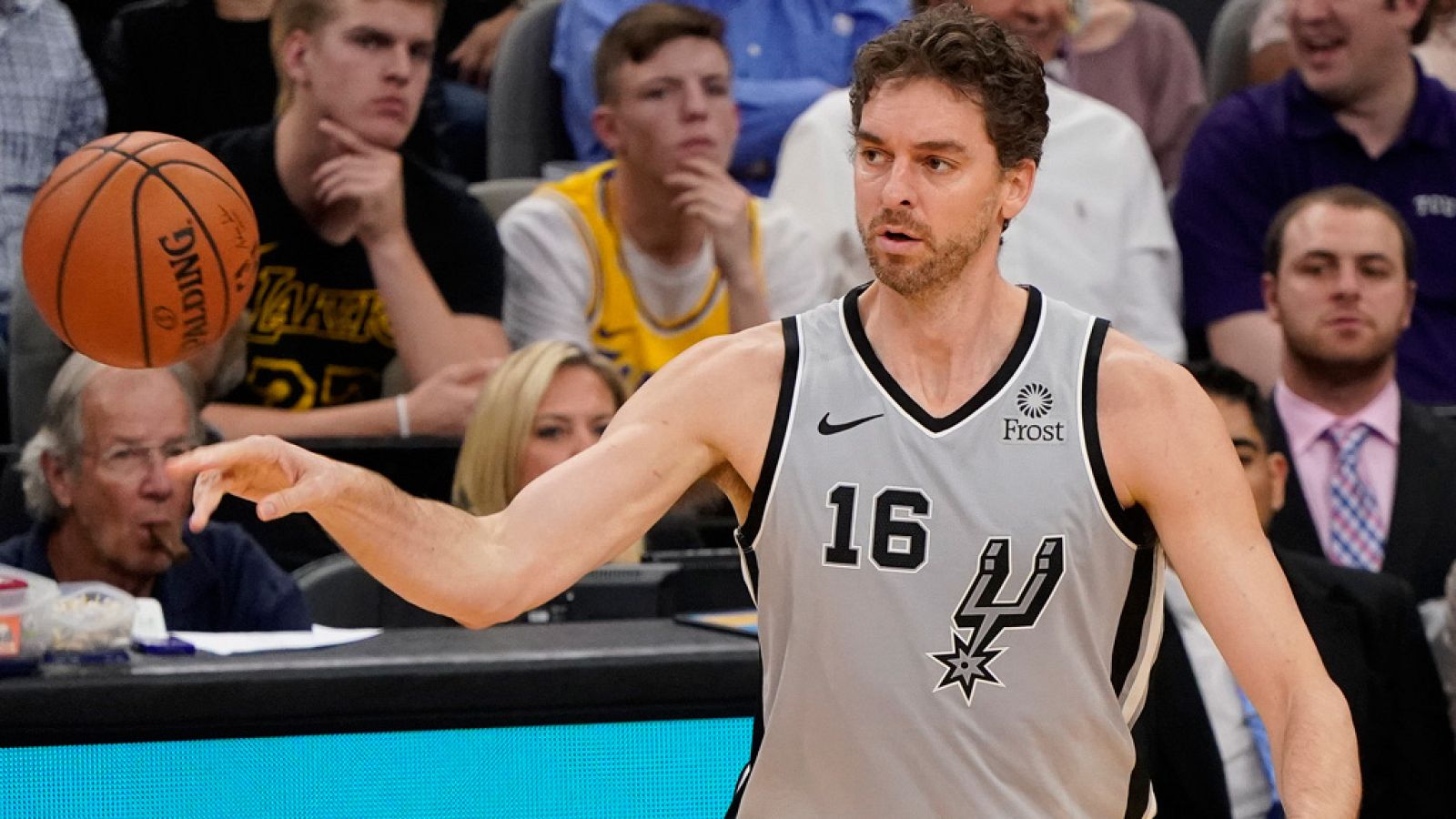 Pau Gasol celebra sus 17 años en la NBA | Ver