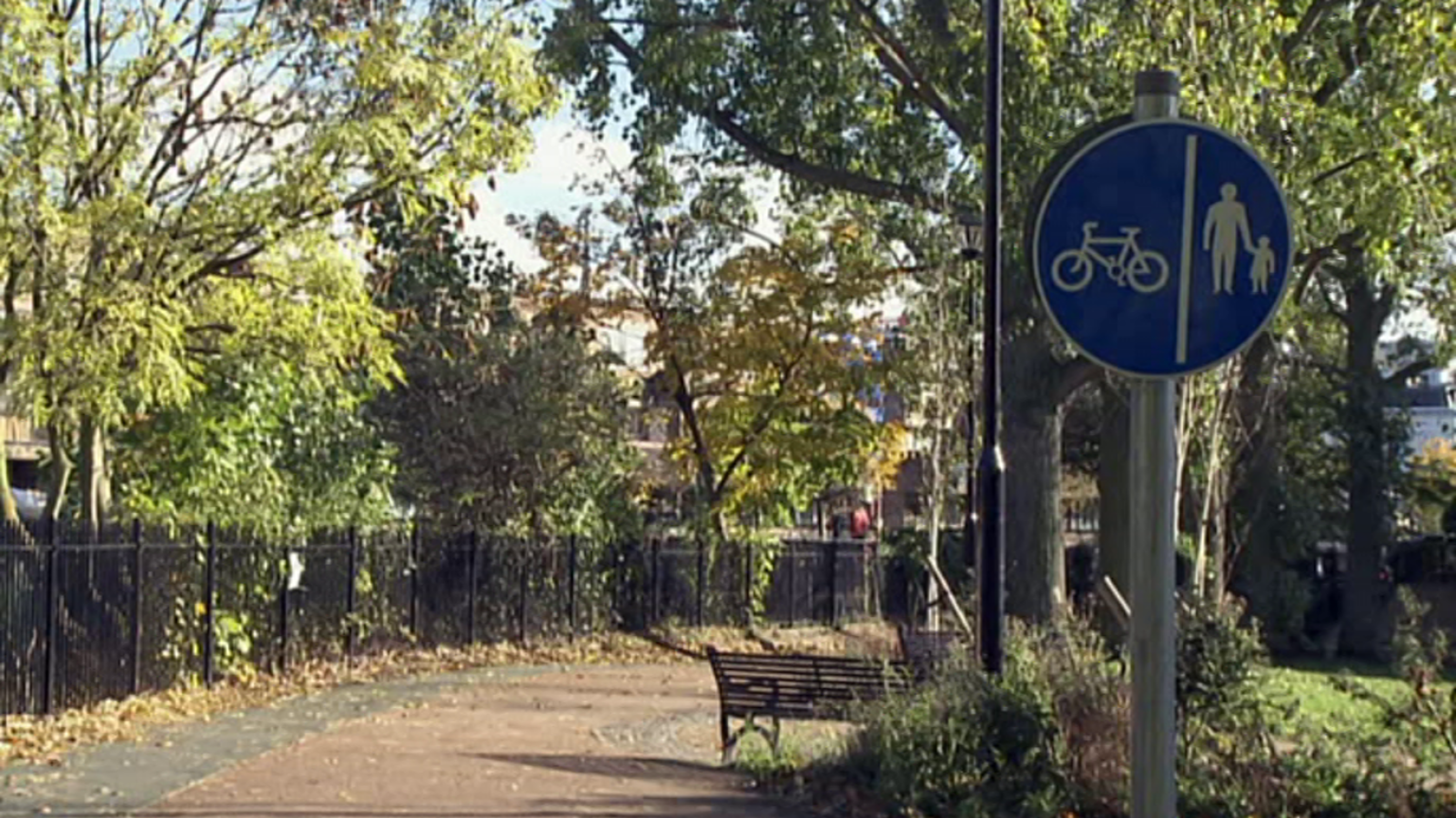 That's English - Module 5 - Unit 3B: How to live "green"       - ver ahora