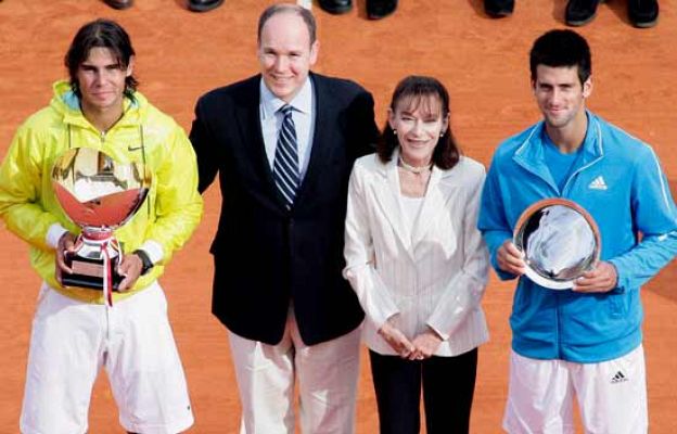  - El rey de Mónaco se corona