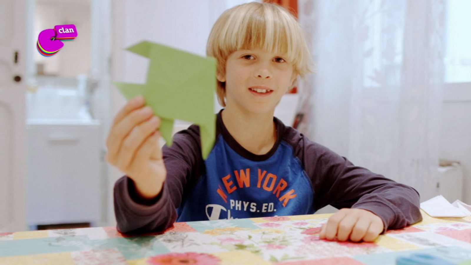 Diego y las figuras de papiroflexia - Club Clan | Ver