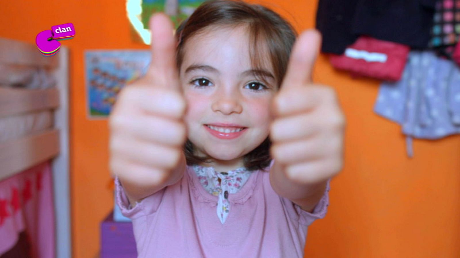 África quiere ser veterinaria - Club Clan | Ver