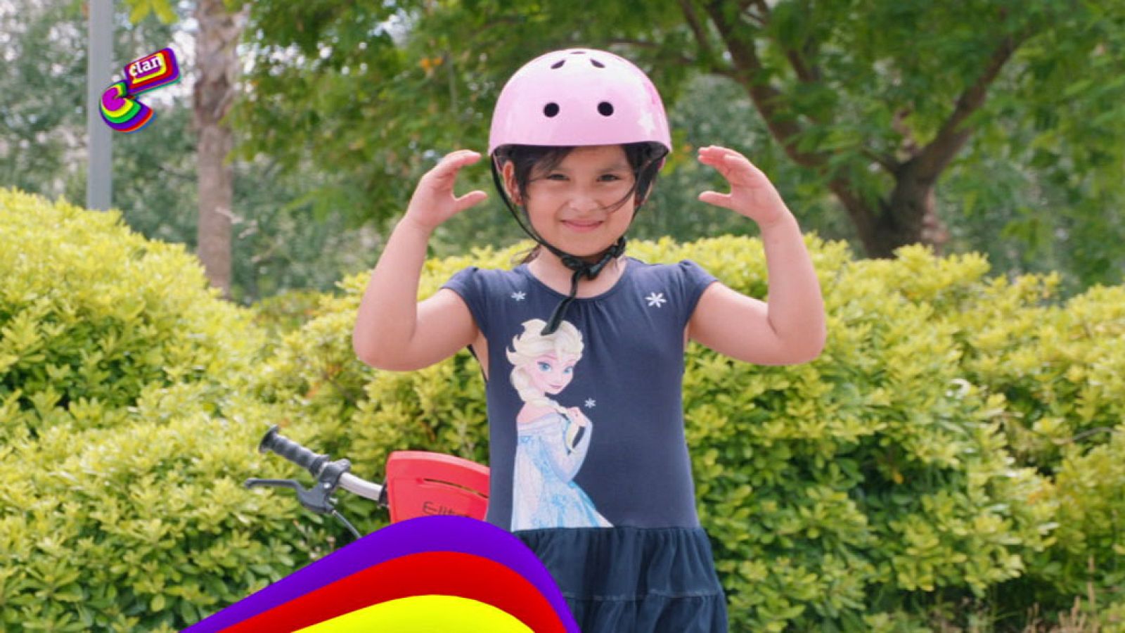 Erika es toda una clanner - Club Clan | Ver