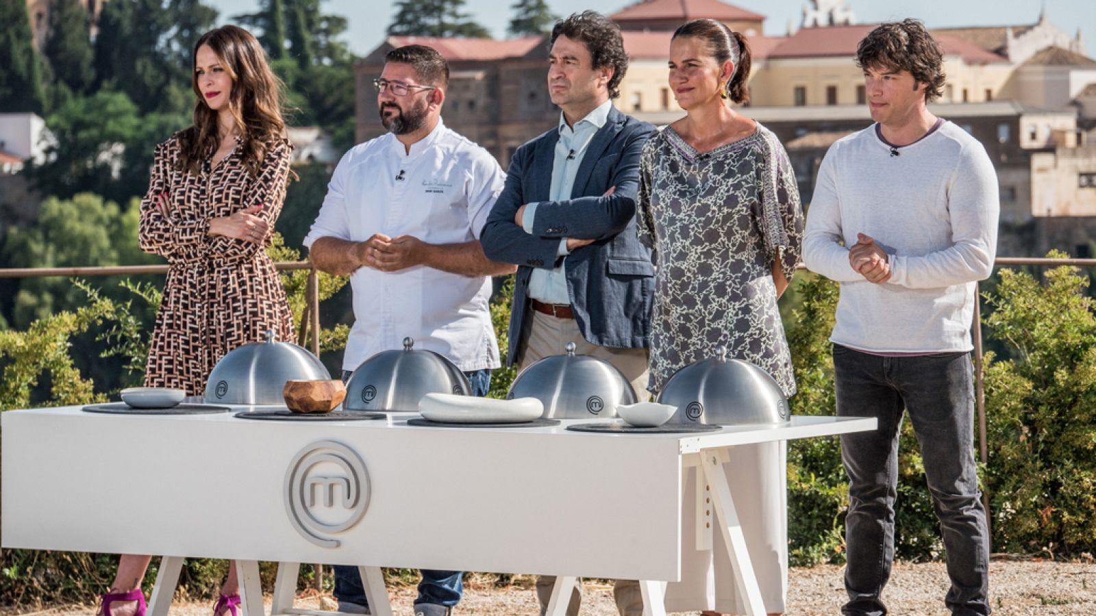 Dani García entra en cocinas para salvar sus creaciones | Ver