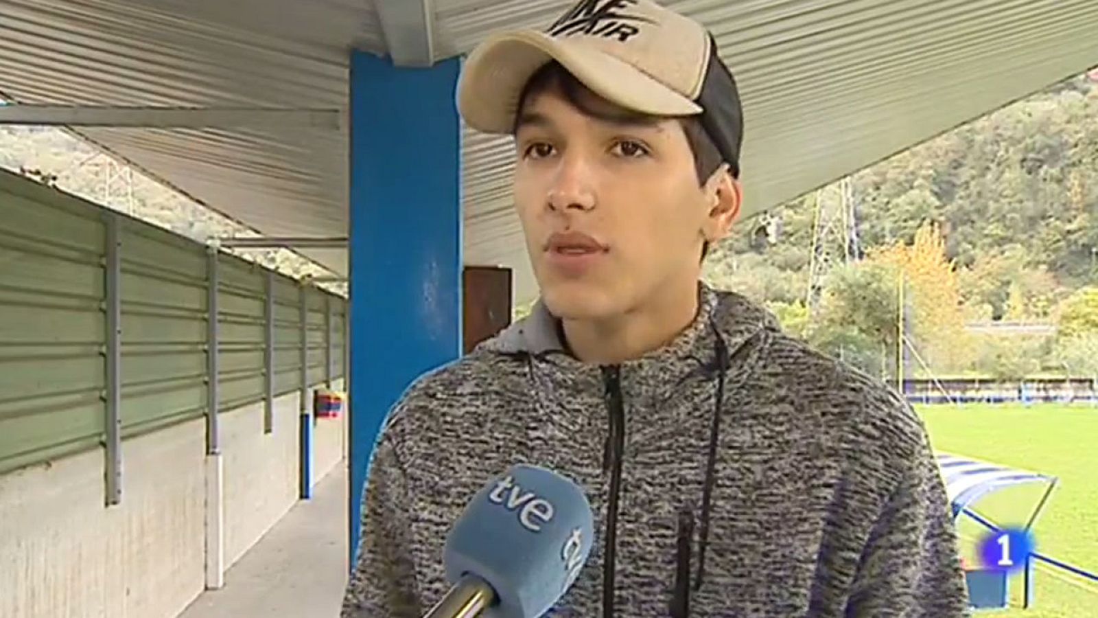 Estafan a nueve futbolistas sudamericanos a los que prometieron pruebas en el Oviedo y el Sporting | Ver