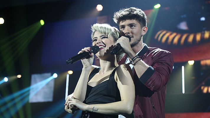 OT 2018 - Carlos y Alba cantan "Contamíname"