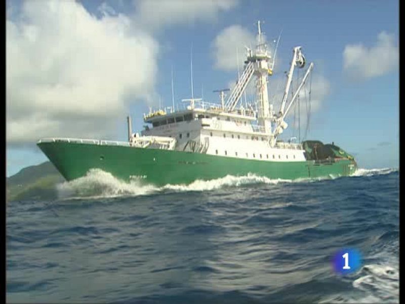 Hace justo un año, un grupo de piratas somalíes asaltó al atunero vasco Playa de Bakio | Ver