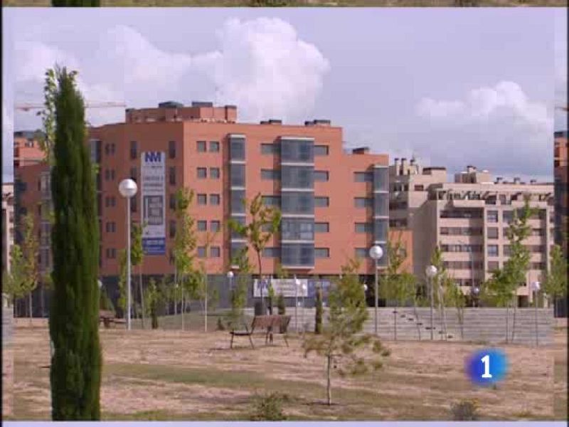 Promotores y constructores creen que este año 800.000 pisos nuevos se quedarán sin vender | Ver