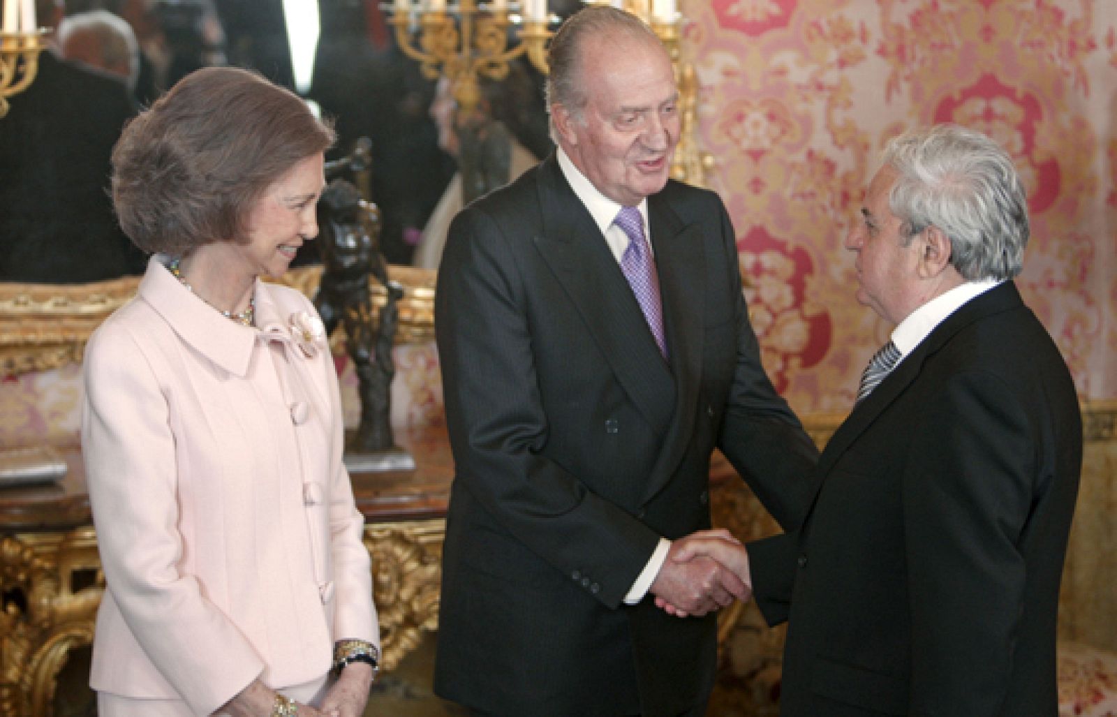 El Rey entregará el jueves el Premio Cervantes a Juan Marsé | Ver