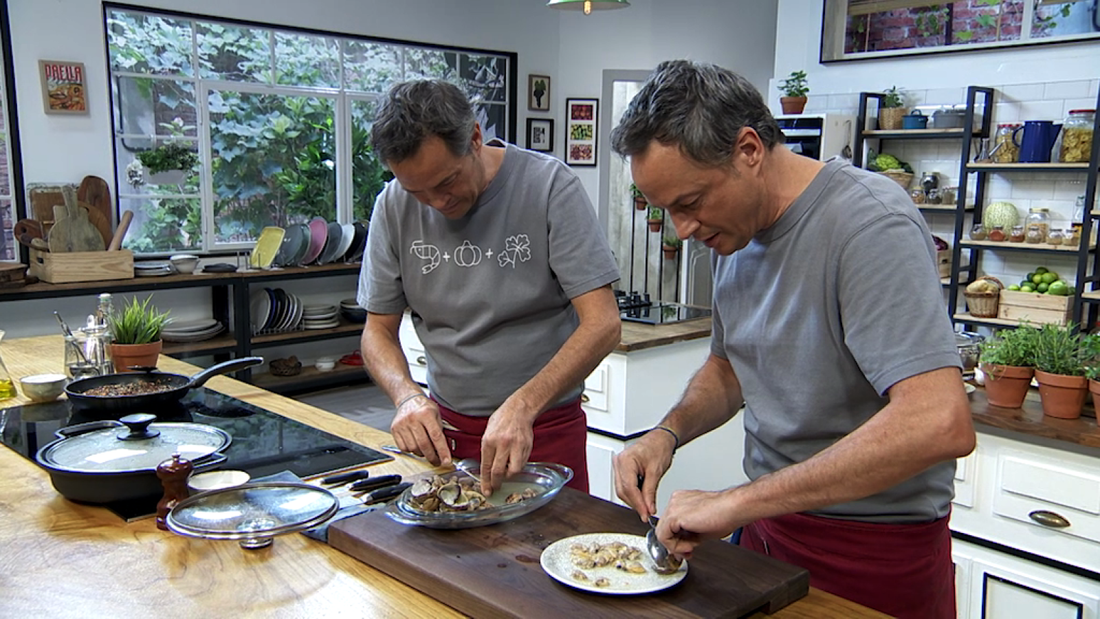 Torres en la cocina - Pastel de coliflor y salmonetes - ver ahora