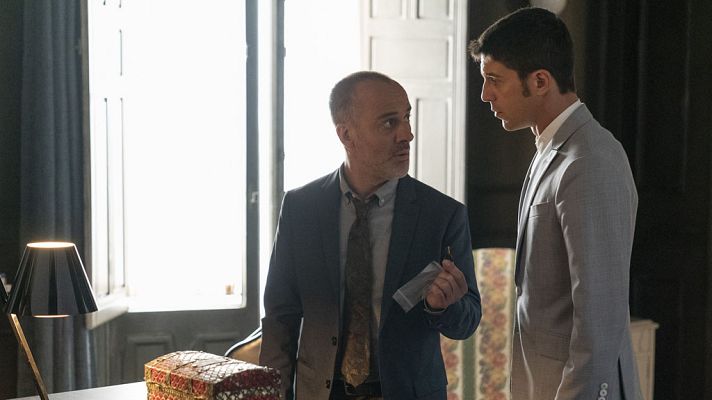 Estoy vivo - Márquez descubre el interior de la caja misteriosa