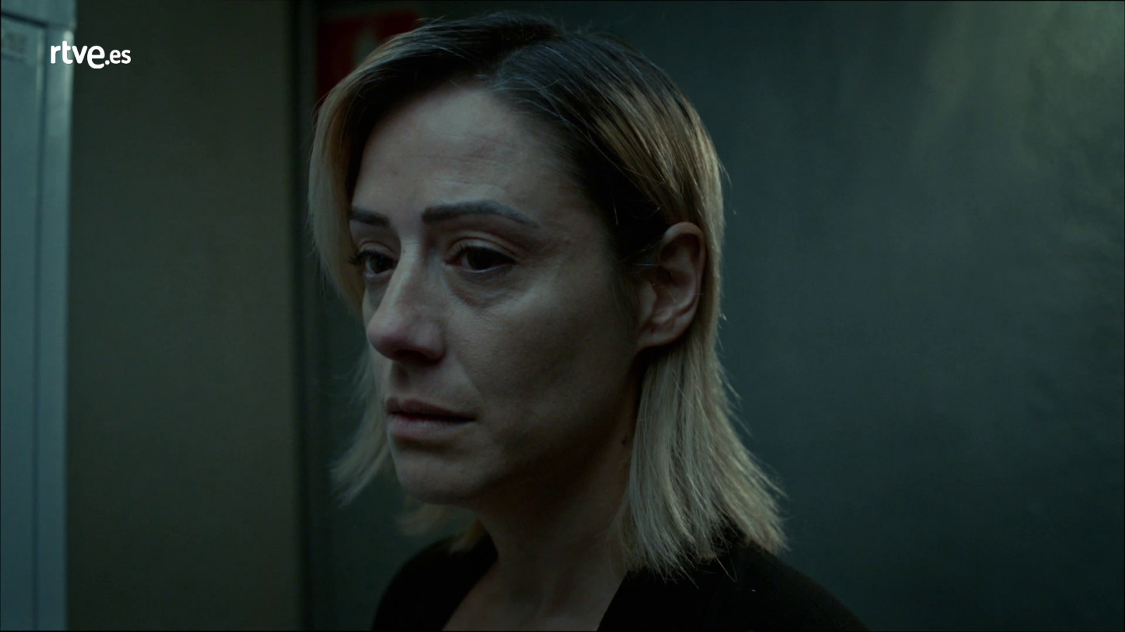 Estoy vivo - Lola reaparece en los calabozos