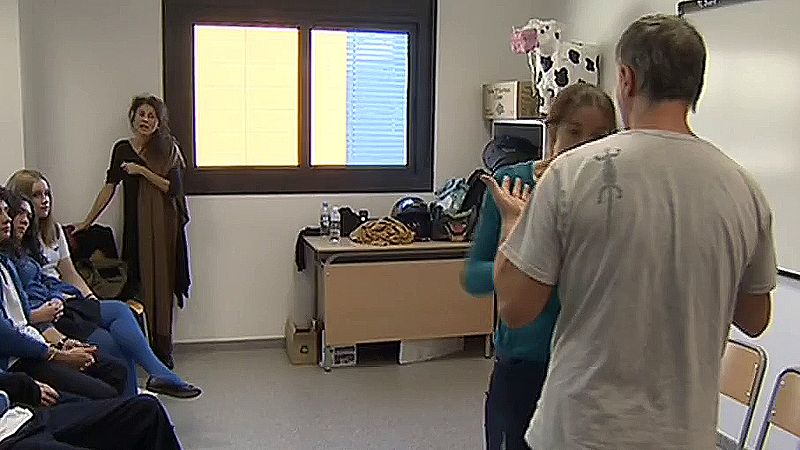 Los adolescentes conocen los primeros síntomas de la violencia de género con 'Teatro que cura'