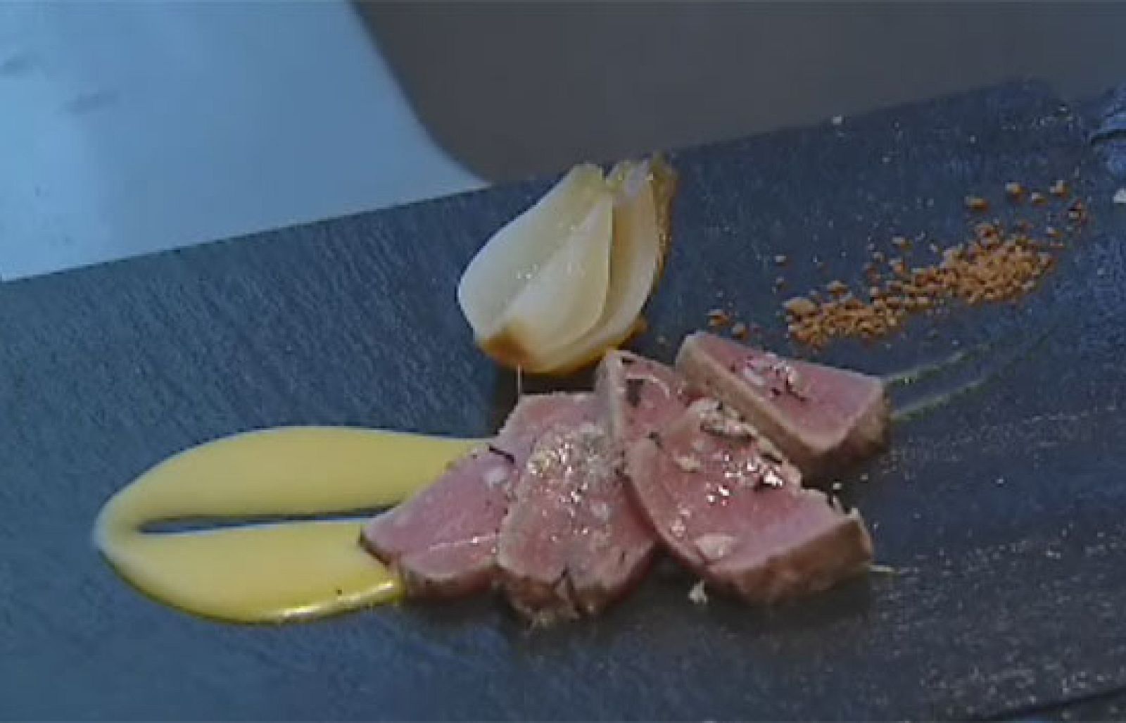 Un almuerzo enfrenta a la cocina de vanguardia con la cocina tradicional | Ver