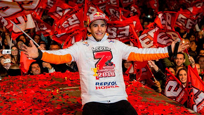 Telediario 1 - Marc Márquez celebra su séptimo Mundial con su Cervera natal