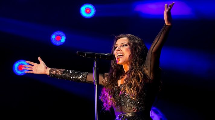 D Corazón - Malú regresa a los escenarios tras su accidente