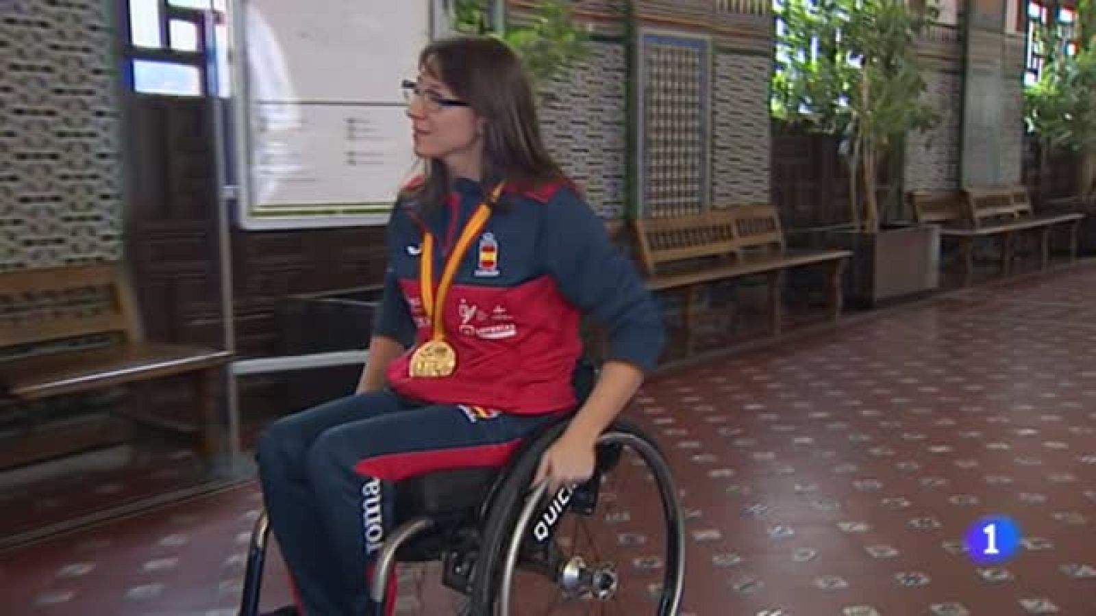 Isabel Fernández se cuelga el oro en la modalidad de kata en silla de ruedas | Ver