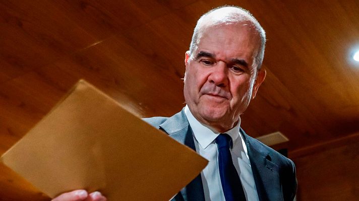 Informativo 24h - Chaves niega financiación ilegal del PSOE en el Senado